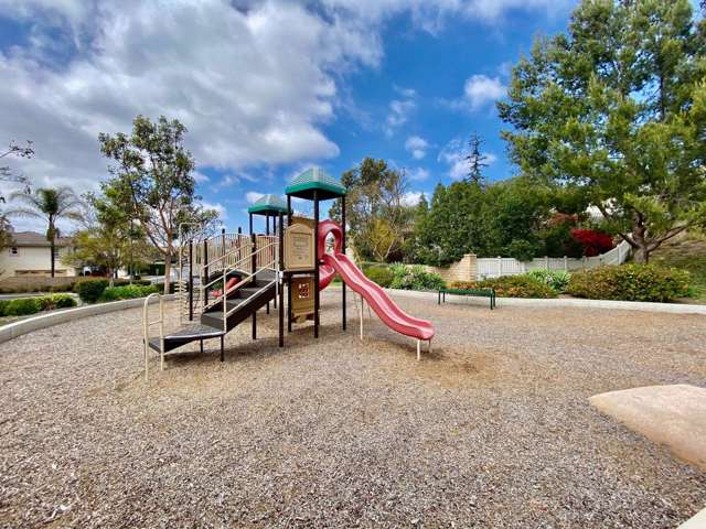 2593 Fresh Waters Ct, Spring Valley, California 91978, 5 Bedrooms Bedrooms, ,2 BathroomsBathrooms,Single Family Residence,For Sale,Fresh Waters Ct,240007317SD