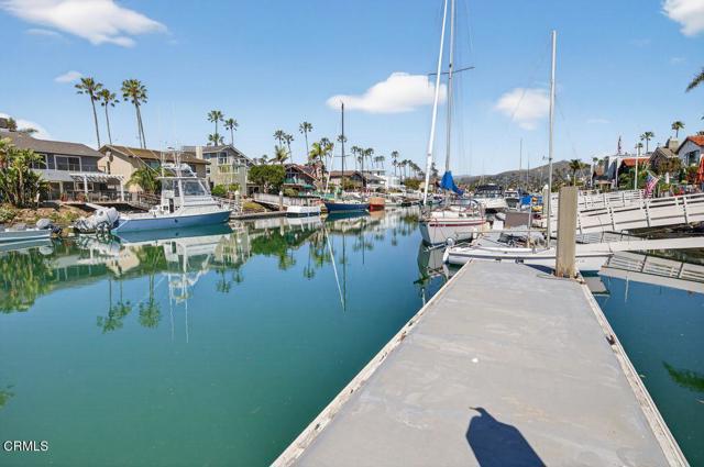 Detail Gallery Image 8 of 76 For 2941 Surfrider Ave, Ventura,  CA 93001 - 5 Beds | 3 Baths