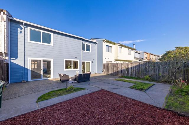 55 Saint James Court, Daly City CA: https://media.crmls.org/mediaz/b7c99d5b-44c2-475b-b8f0-a91f29e75631.jpg