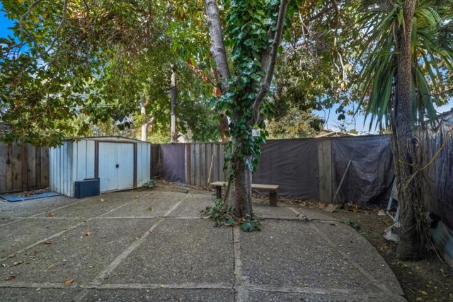 444 Villa Terrace, San Mateo CA: https://media.crmls.org/mediaz/b7cbc5d1-50ff-47dc-8c7d-ca2a1dbd4f07.jpg