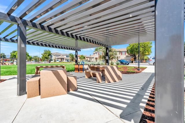 923 Layola Lane, Morgan Hill CA: https://media.crmls.org/mediaz/b7ccbed1-09bd-491b-ba39-a3a3de908d5f.jpg