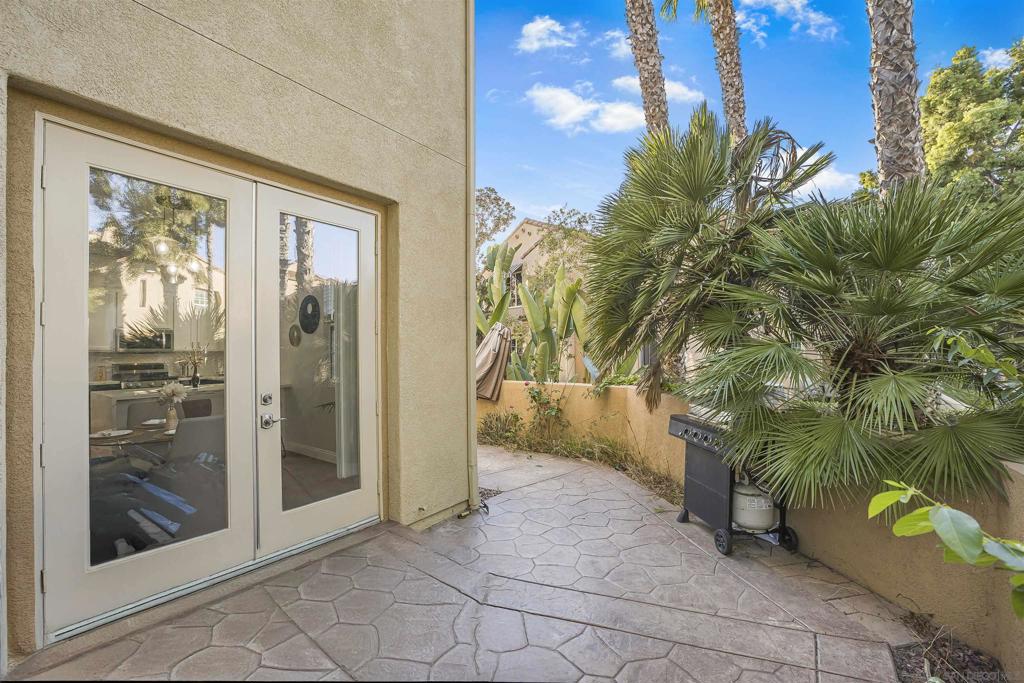 MLS #250043056SD image #21