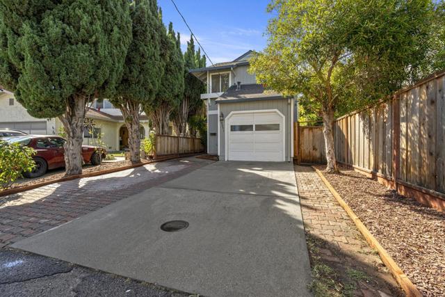 10091 Santa Clara Avenue, Cupertino CA: https://media.crmls.org/mediaz/b7cede98-f74a-4275-a33b-80915f358199.jpg