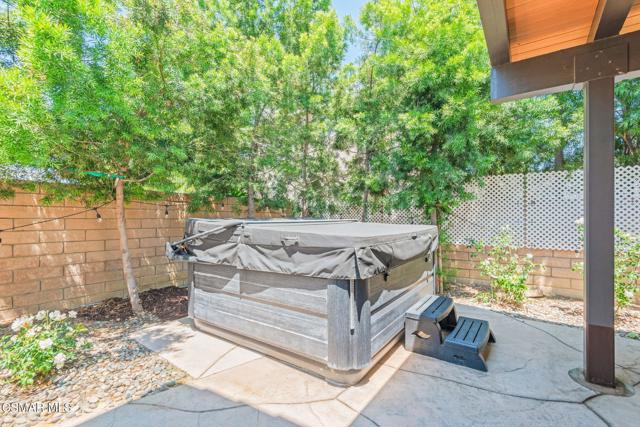 2758 Briarpatch Drive, Simi Valley CA: https://media.crmls.org/mediaz/b7cfa2b5-6d29-429c-92fc-b544537bf05e.jpg