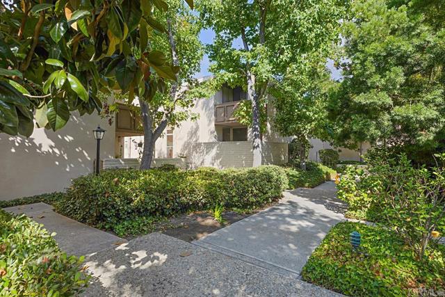 Detail Gallery Image 1 of 1 For 4863 Collwood Bld a,  San Diego,  CA 92115 - 2 Beds | 2 Baths