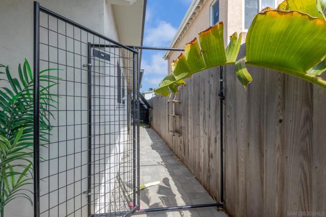 1410 California St., Imperial Beach CA: https://media.crmls.org/mediaz/b7d2658b-5881-4812-ab86-726fd51581d3.jpg