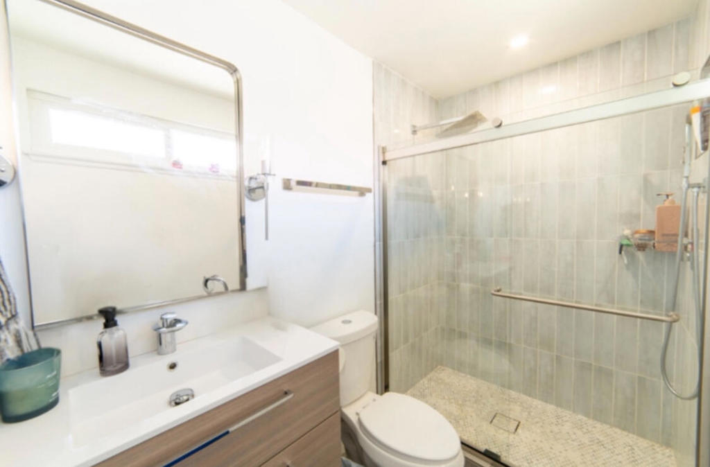 MLS #219138666DA image #16