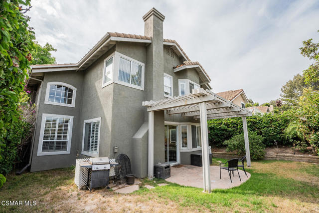 676 Buenos Tiempos Drive, Camarillo CA: https://media.crmls.org/mediaz/b7d2fc09-9a5d-4222-a0f9-733c57cc69c8.jpg