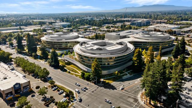 641 W Remington Drive, Sunnyvale CA: https://media.crmls.org/mediaz/b7d343b6-5ad9-49d1-b6aa-78991f908898.jpg