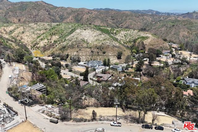 Drew Fenton | 1400 Chautauqua Boulevard Pacific Palisades CA | MLS: 7214888