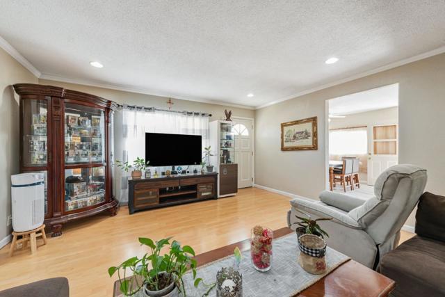 2631 Brahms Avenue, San Jose CA: https://media.crmls.org/mediaz/b7d58672-499a-40bc-93cd-e9cad7fe08be.jpg