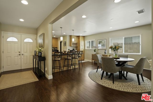 10501 Forbes Avenue photo 10