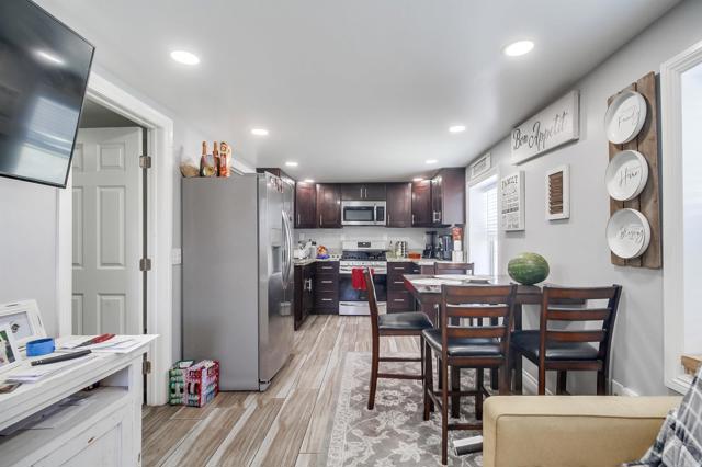 2016 E 10th Street, National City CA: https://media.crmls.org/mediaz/b7d75fd4-f3b0-4193-9011-cd81775498f7.jpg