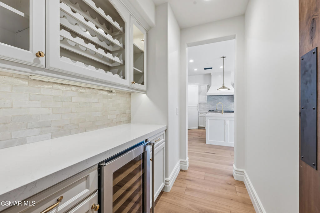 MLS #226002891 image #9
