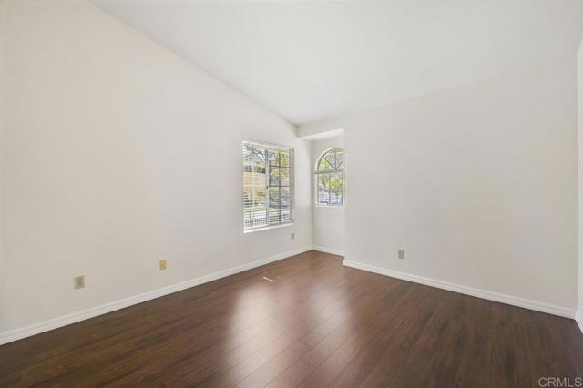 Detail Gallery Image 17 of 29 For 13398 Tiverton Rd, San Diego,  CA 92130 - 2 Beds | 2 Baths