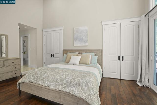 24 Ray Ct, Alamo CA: https://media.crmls.org/mediaz/b7d922ed-40a5-429e-b3b5-1f97c8da32ad.jpg