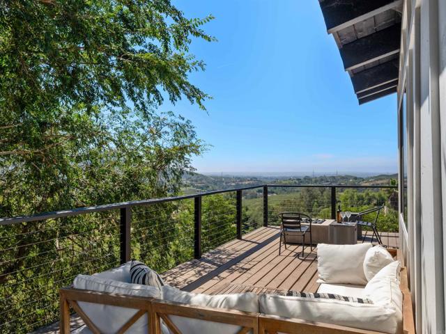 20790 Fortuna Del Norte, Escondido CA: https://media.crmls.org/mediaz/b7d94df2-a7a0-40eb-a0f7-5b607d41f85f.jpg