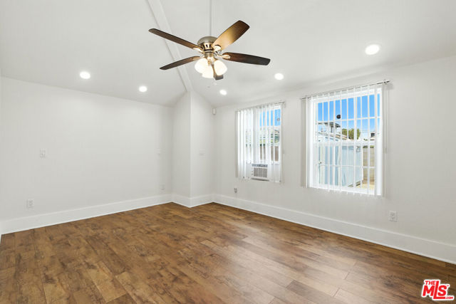 3521 W 58th Place, Los Angeles CA: https://media.crmls.org/mediaz/b7da0716-e871-475b-98f9-c2b451cffad0.jpg