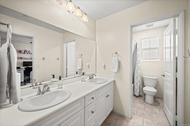 Detail Gallery Image 16 of 27 For 516 Moonlight Dr, San Marcos,  CA 92069 - 3 Beds | 2/1 Baths