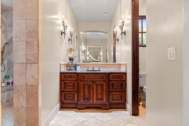 12220 Heritage Way, Gilroy CA: https://media.crmls.org/mediaz/b7dcdba8-fcc7-4398-9cda-44d3a2d8b312.jpg