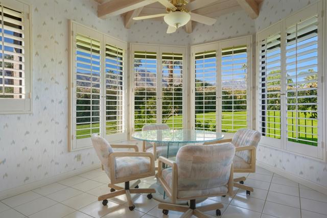 71170 W Thunderbird Terrace, Rancho Mirage CA: https://media.crmls.org/mediaz/b7de8851-cc77-4822-8a67-de3a4079b1a9.jpg