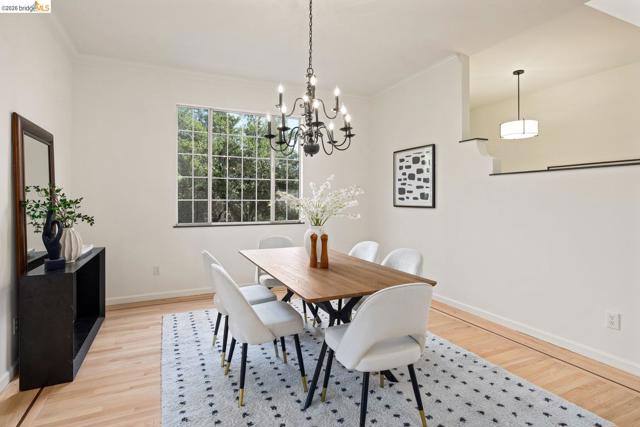 Image 4 of 59 For 6975 Charing Cross Rd