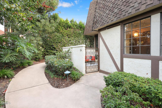 Detail Gallery Image 5 of 55 For 1832 Bushnell Ave, South Pasadena,  CA 91030 - 3 Beds | 2/1 Baths