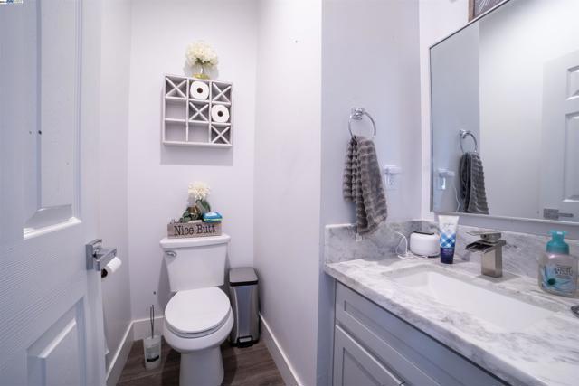 Image 10 of 32 For 516 Todhunter Ave