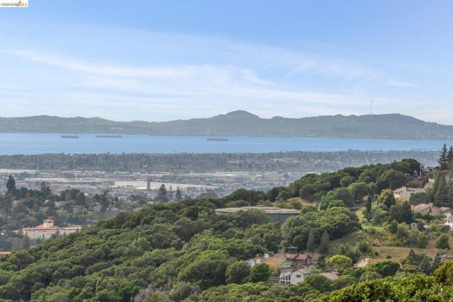 Image 31 of 60 For 7919 Phaeton Dr