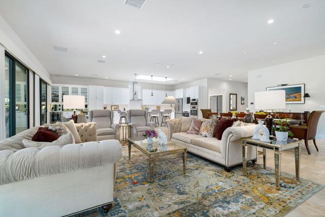 9 Furman Court, Rancho Mirage CA: https://media.crmls.org/mediaz/b7e0003e-0eea-4629-9b32-2029bb4a113e.jpg