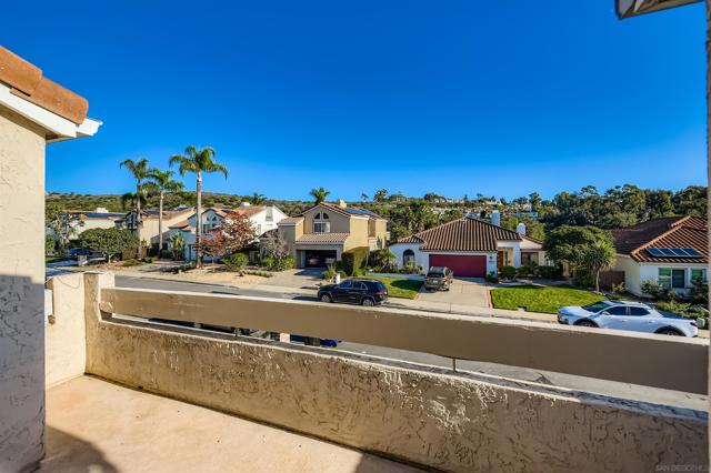 4848 Casals PL, San Diego CA: https://media.crmls.org/mediaz/b7e116cd-82d2-4571-b0f6-88df18500837.jpg