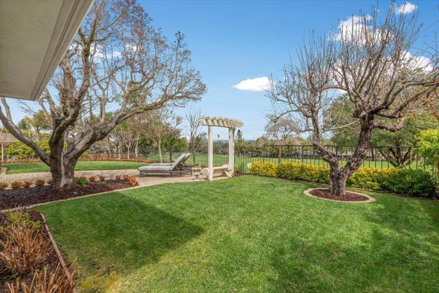 6692 Leyland Park Drive, San Jose CA: https://media.crmls.org/mediaz/b7e14af0-023b-490e-8ec0-effa40ebaaaa.jpg