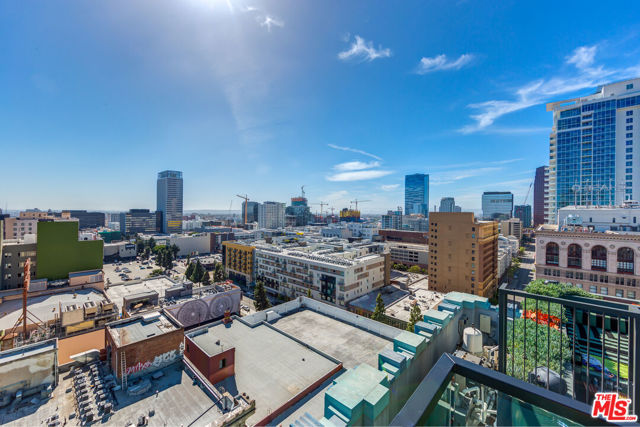 849 S Broadway, Los Angeles CA: https://media.crmls.org/mediaz/b7e5794c-e232-4c62-a1f9-a8f45f228b01.jpg