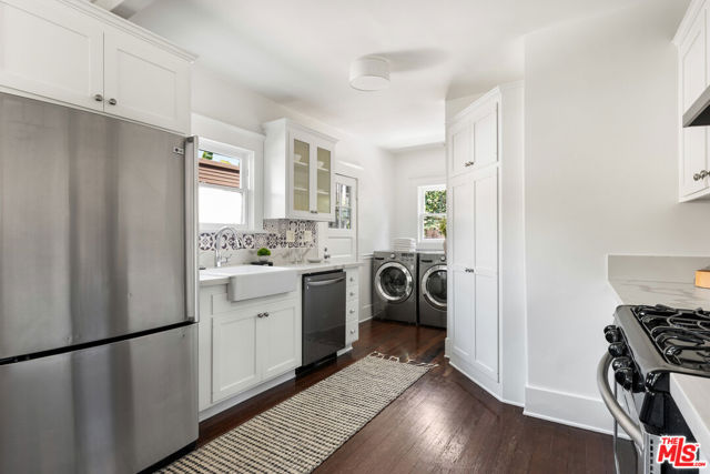 3801 Effie Street, Los Angeles CA: https://media.crmls.org/mediaz/b7e66e8f-e0e3-4e2a-b89d-9f01c6dfc9f6.jpg