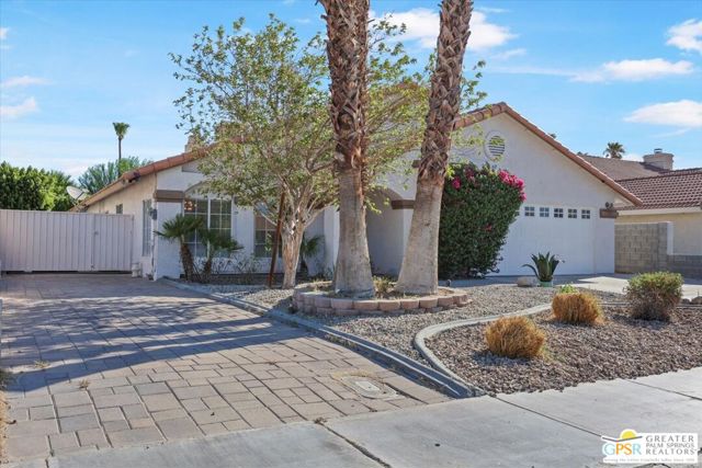 68660 Concepcion Road, Cathedral City CA: https://media.crmls.org/mediaz/b7e74502-4e8e-4521-b839-1924c8500d91.jpg