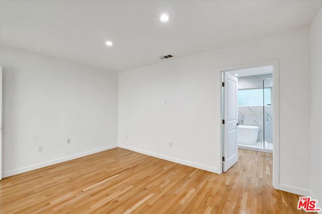 5400 W 82nd Street, Los Angeles CA: https://media.crmls.org/mediaz/b7ea9227-97b3-4046-99f0-aec8b2f2bf10.jpg