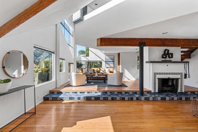 2506 Via Merano, Del Mar CA: https://media.crmls.org/mediaz/b7eaa0ed-074a-4ea0-914d-2cf6af519556.jpg