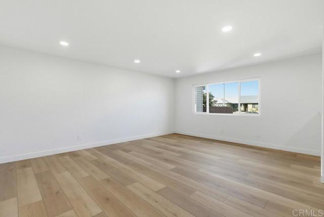 421 Locdel Court, Chula Vista CA: https://media.crmls.org/mediaz/b7eba74b-d5e0-476e-a72e-28be715148f7.jpg