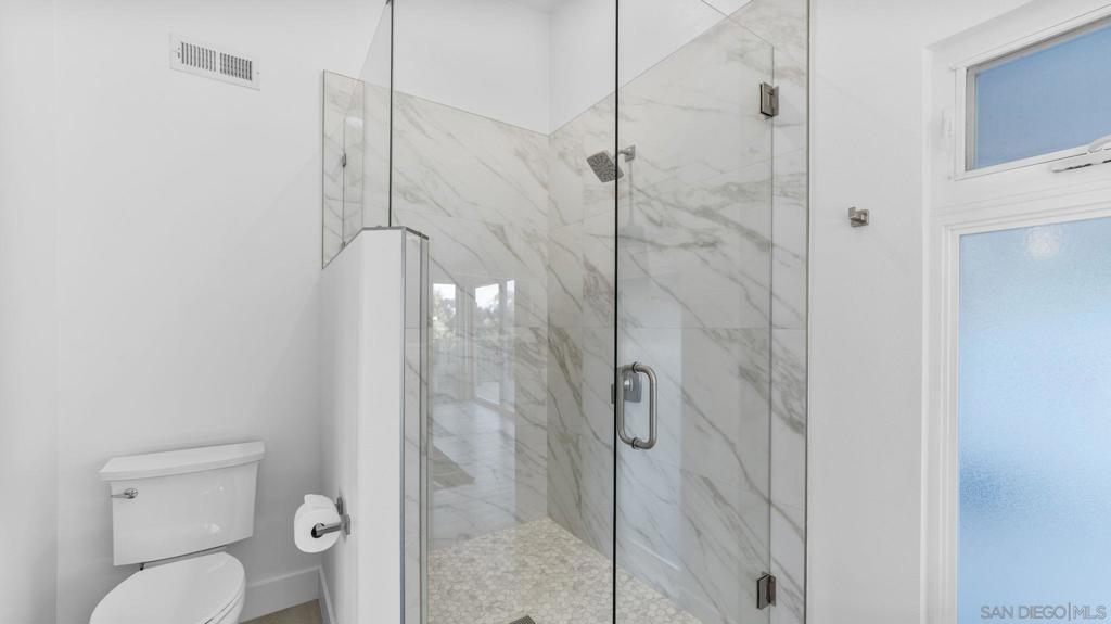 MLS #250043046SD image #35