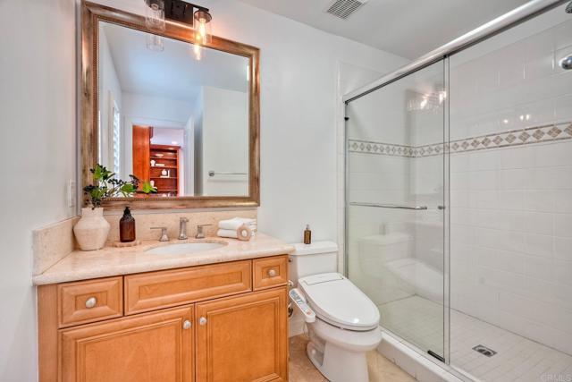 14317 Salida Del Sol, San Diego CA: https://media.crmls.org/mediaz/b7ec9e65-73fe-4e82-b8e3-bbd29b39fec7.jpg