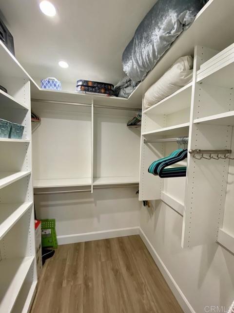 1562 Camino Del Mar, Del Mar CA: https://media.crmls.org/mediaz/b7ed6579-03f8-4c48-bcb8-a64364f94d13.jpg