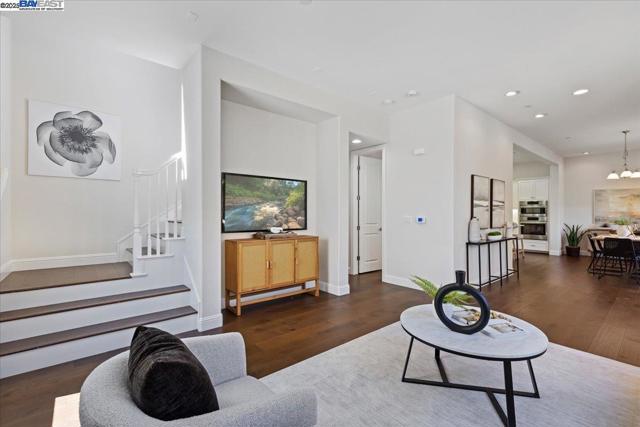 4369 Table Mountain Rd, Dublin CA: https://media.crmls.org/mediaz/b7ee42d8-ed8f-414f-947f-89c3fb8b6c90.jpg