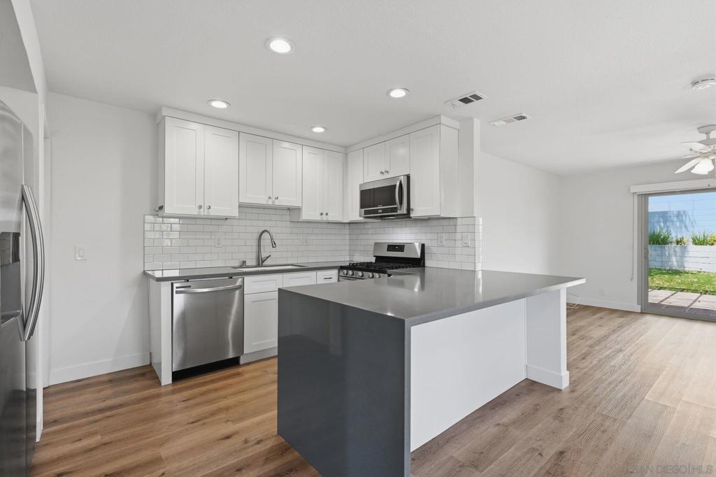 3661 La Mirada - photo 7