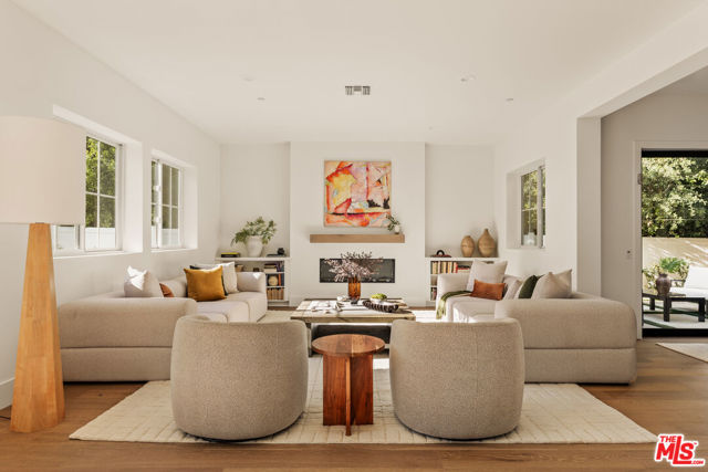 Photo of 5109 Genesta Avenue, Encino, CA 91316