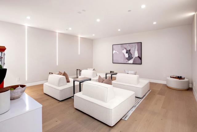1080 Creek Drive, Menlo Park CA: https://media.crmls.org/mediaz/b7f17210-b632-42f1-8bf0-389d11baa3e6.jpg