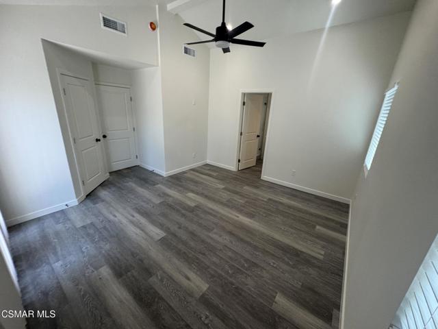 17018 Midwood Drive, Granada Hills CA: https://media.crmls.org/mediaz/b7f2d3d6-be74-43d5-a453-98ae35757116.jpg