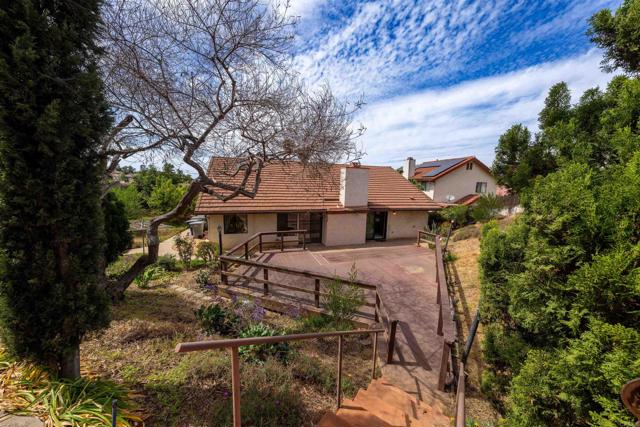 Detail Gallery Image 19 of 25 For 1367 Heritage Ct, Escondido,  CA 92027 - 3 Beds | 2 Baths