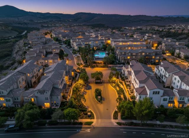 16206 Veridian Cir, San Diego CA: https://media.crmls.org/mediaz/b7f38c7e-b1ee-49c9-9526-7203120ee3f5.jpg