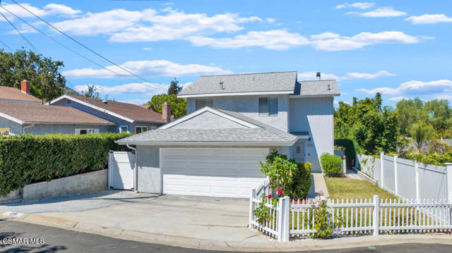 125 Pepper Road, Newbury Park CA: https://media.crmls.org/mediaz/b7f38ffb-3f8d-4c21-8aba-365b039389ef.jpg