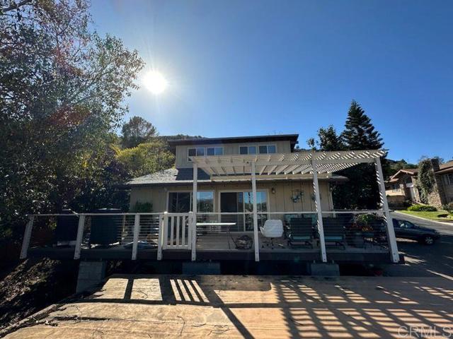 Home for Sale in Lakeside
